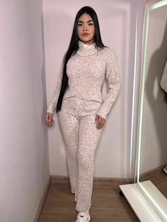CONJUNTO MOUSSE OFFWHITE