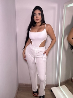 CONJUNTO CAVADO