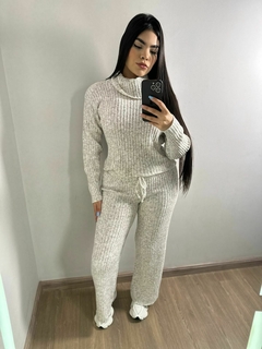 CONJUNTO MOUSSE OFFWHITE - comprar online