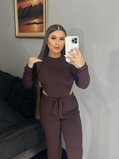 CONJUNTO COM BODY CAVADO