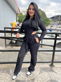 CONJUNTO COM BODY CAVADO PRETO - Nani Modas
