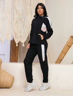 Conjunto Feminino em Tactel com Capuz – Conforto e Estilo