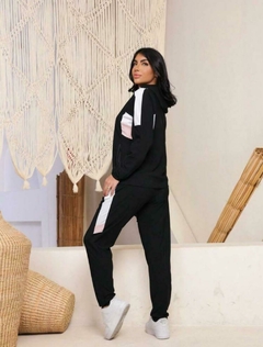 Conjunto Feminino em Tactel com Capuz – Conforto e Estilo - comprar online