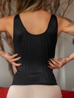 Colete Modelador com Bojo e 12 Barbatanas – Redução de Medidas com Conforto - comprar online