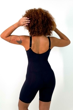 Macaquinho Cinta Modeladora com Zíper – Alta Compressão - R&F Modas