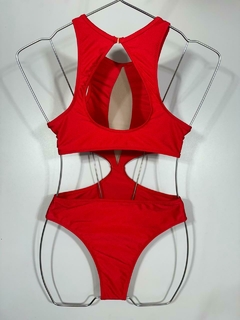 Maiô Recorte com Tule – Poder e estilo em cada detalhe - comprar online