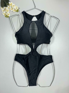 Maiô Recorte com Tule – Poder e estilo em cada detalhe na internet