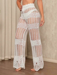 Calça Saída de Praia em Crochê Branca – Elegância e Conforto - comprar online