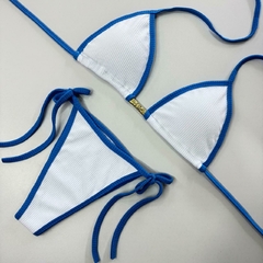 Biquíni Cortininha Texturizado com Detalhe Dourado – Único e Colorido