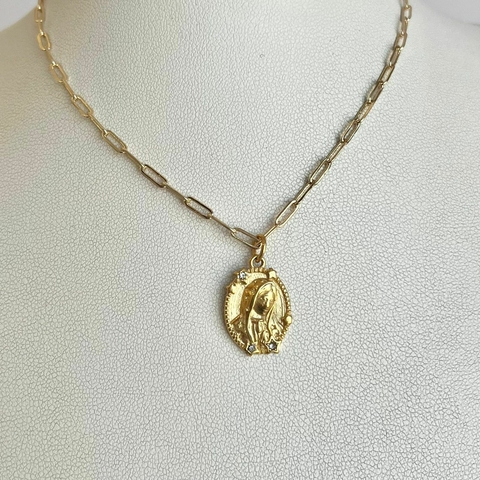 COLLAR DIJE VIRGEN CERCA