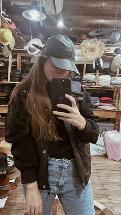 gorra cuero F1 - Sombrero Magico