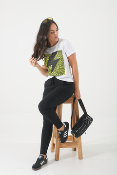 Remera rayo print strass Art 101682 en internet