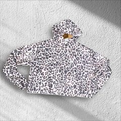 Buzo al corte frisa estampado capucha Art 270146