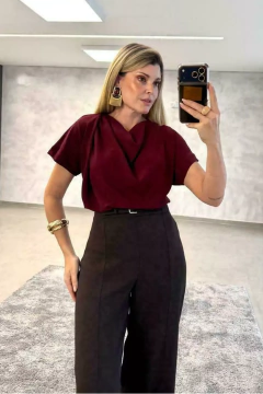 BLUSA COM MANGA DRAPEADA