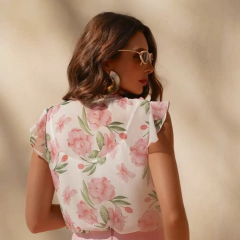 BLUSA FLORAL COM JABOTS - Jennyfer Modas