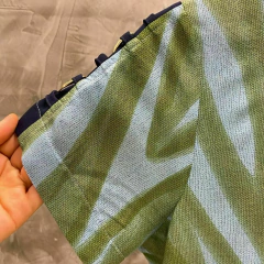 Blusa Viscose Detalhe Dourado - Jennyfer Modas