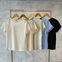 BLUSA STRIPES COM RENDA - Jennyfer Modas