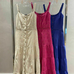 VESTIDO BORDADO COM BOTOES - comprar online