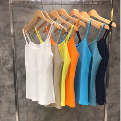 Regata lisa com alça trançada - comprar online