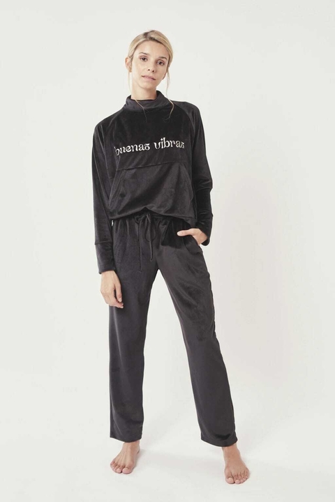Conjunto Buenas vibras Negro - comprar online