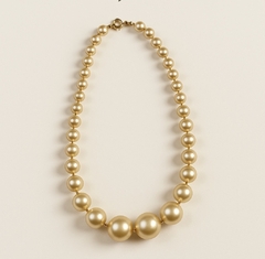 COLLAR MAXI PERLAS en internet