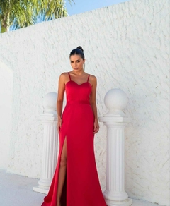 Vestido Cetim Reto Com Fenda 2 em 1 Capa na internet