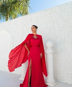 Vestido Cetim Reto Com Fenda 2 em 1 Capa