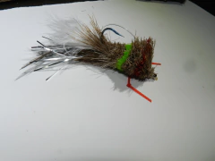 Rana invertida (mosca) - pepe perrone pesca con mosca