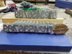 GRABADOS EN BRONCE Y ALUMINIO PARA FRIGORIFICOS - comprar online