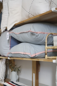 Almohadón Acantilado - comprar online