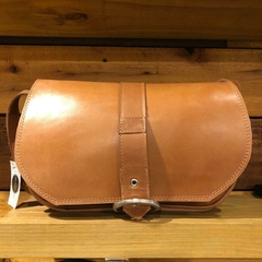 Cartera mediana de cuero