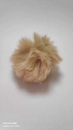 Pom pom Pelúcia - 6 cm - Mundo das Tiaras