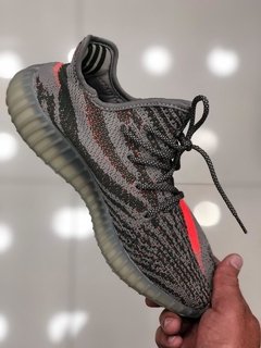 Yeezy Boost 350 na internet