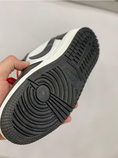 Air Jordan na internet