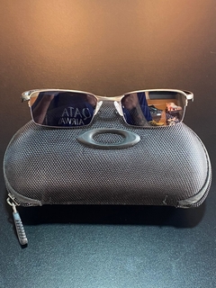 OCULOS OAKLEY VILÃO