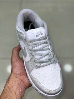 Nike Dunk na internet