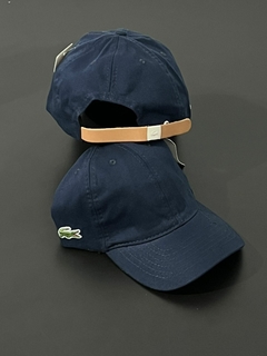 Bonè Lacoste gabardine (fita couro)