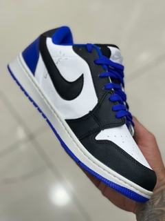 Nike Dunk na internet