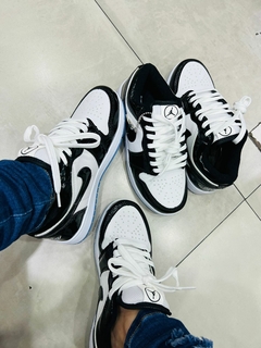 Nike Air Jordan na internet