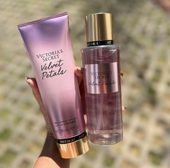 Kit Hidratante Victoria's Secret + Body Splash Victoria's Secret - ML STORE