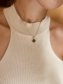 Collar trébol negro en internet