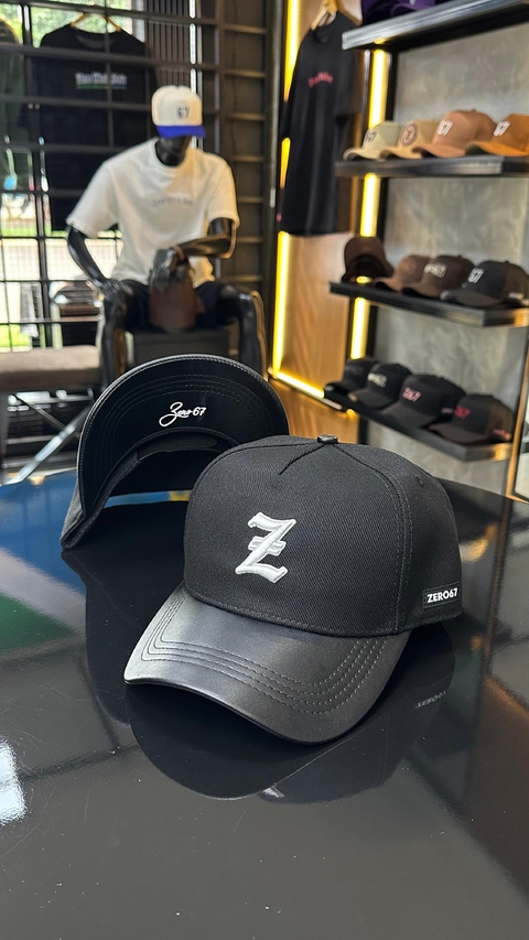 BONÉ SNAPBACK COLEÇÃO DOURADOS - PRETO ABA DE COURO - comprar online