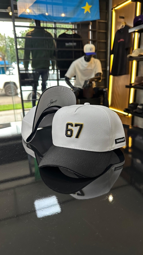 BONÉ SNAPBACK COLEÇÃO NAVIRAI - BRANCO/PRETO - comprar online