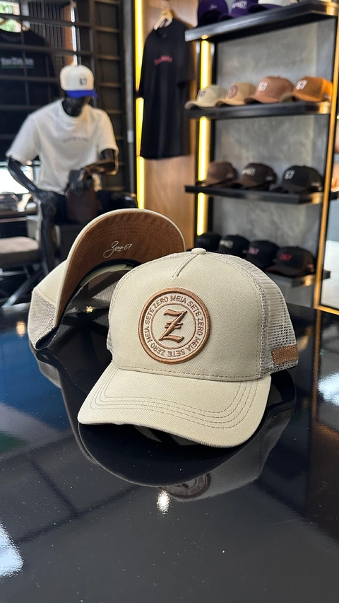 BONÉ TRUCKER COLEÇÃO BONITO - BEGE/MARROM - comprar online
