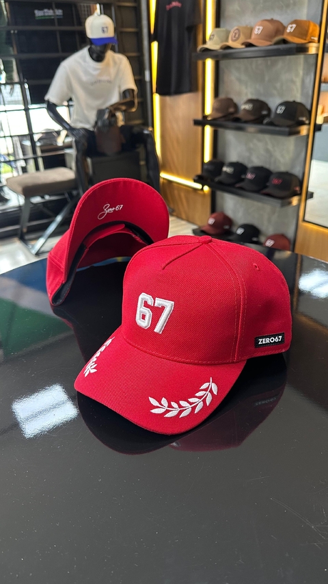 BONÉ SNAPBACK COLEÇÃO NAVIRAI - VERMELHO COM DETALHE - comprar online