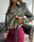 CAMPERA ECO CUERO CRACKEADA CON CINTO en internet