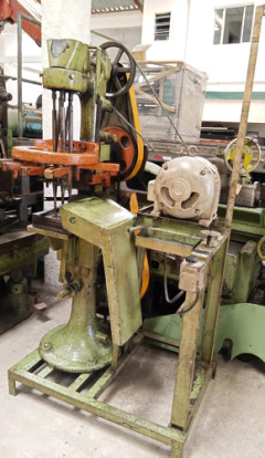 Furadeira Coluna Múltipla 6 Furos Trif 220/380 / -- 90086 Nc Verde 220/380 V