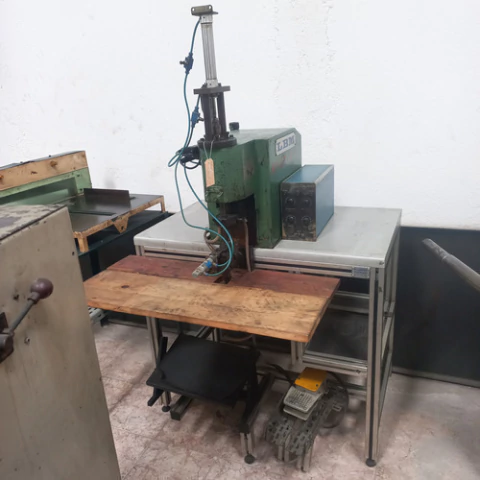 Solda De Projeção Lbm 20 Kva Monofásica 220 / -- 00697