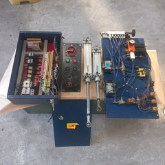 Painel Elétrico Sistema Pneumático E Controle / -- 01051 Nc Azul