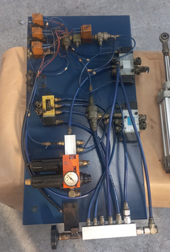 Painel Elétrico Sistema Pneumático E Controle / -- 01051 Nc Azul - comprar online